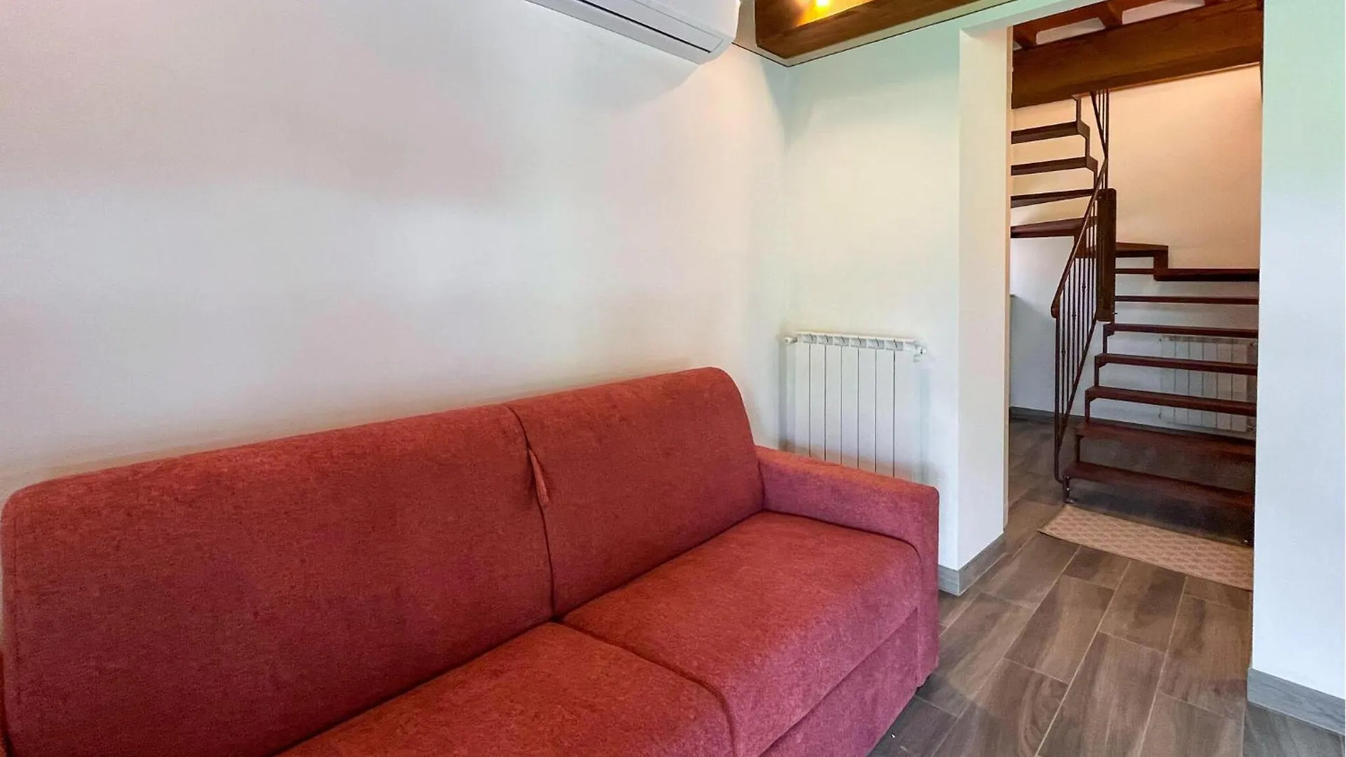 2 Bedroom Lovely Home In Castel Focognano